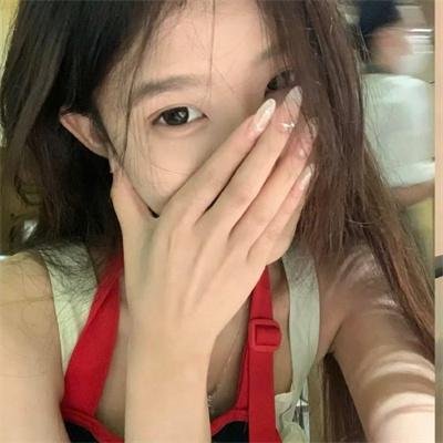 隐秘而伟大 封面